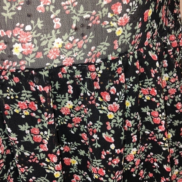 Twentyone Sheer Frayed Ruffle Feminine Dress Size Medium - Picture 7 of 9